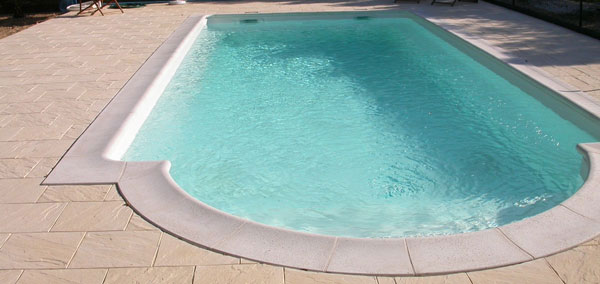 Création piscine béton à Orléans